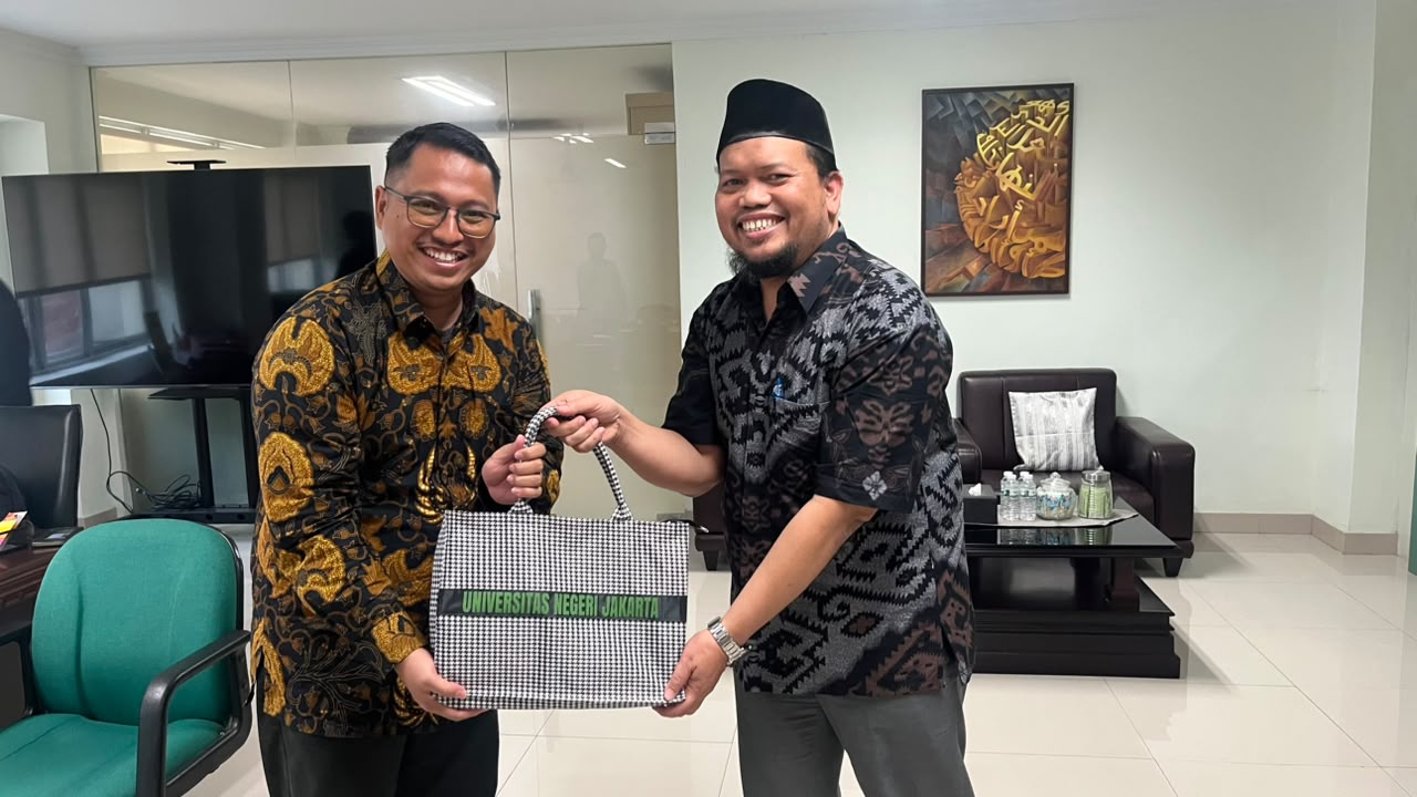 Dokumentasi review kurikulum FKIP UNIS