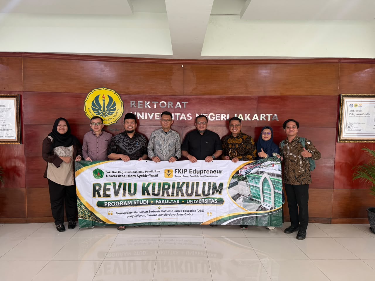 Review kurikulum FKIP UNIS bersama akademisi UNJ