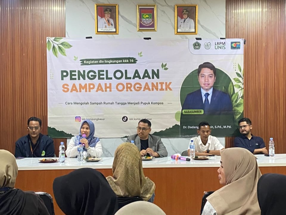 Implementasi SDGs Desa, Dosen FKIP UNIS Dampingi Kader PKK Olah Sampah Jadi Bernilai Ekonomi