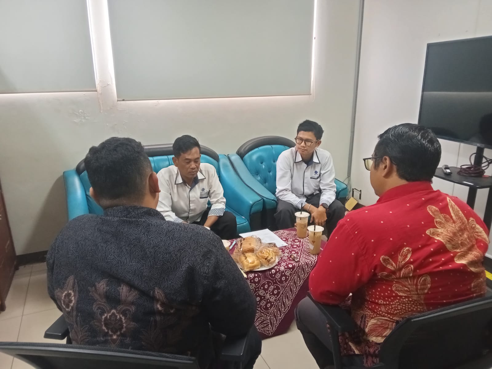 Pembahasan bersama mengenai kesiapan dan rencana pelatihan keterampilan