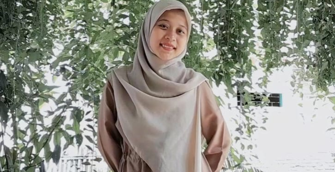 sosok ainun