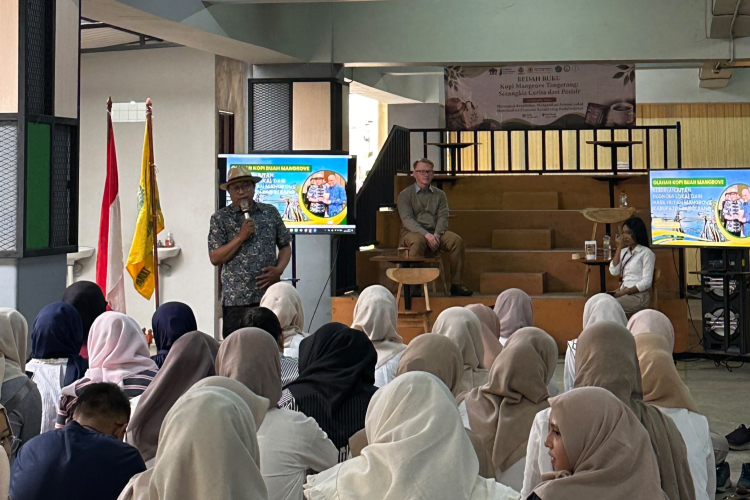 Praktisi Mengajar FKIP UNIS Hadirkan Inovasi Kewirausahaan Berbasis Kearifan Lokal